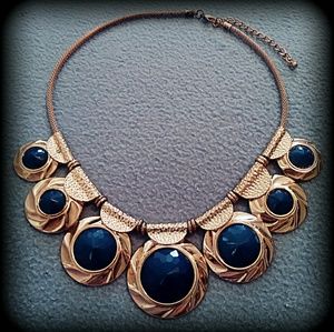 Brand New Gold Tone w/7 Blue Stones 19" Necklace